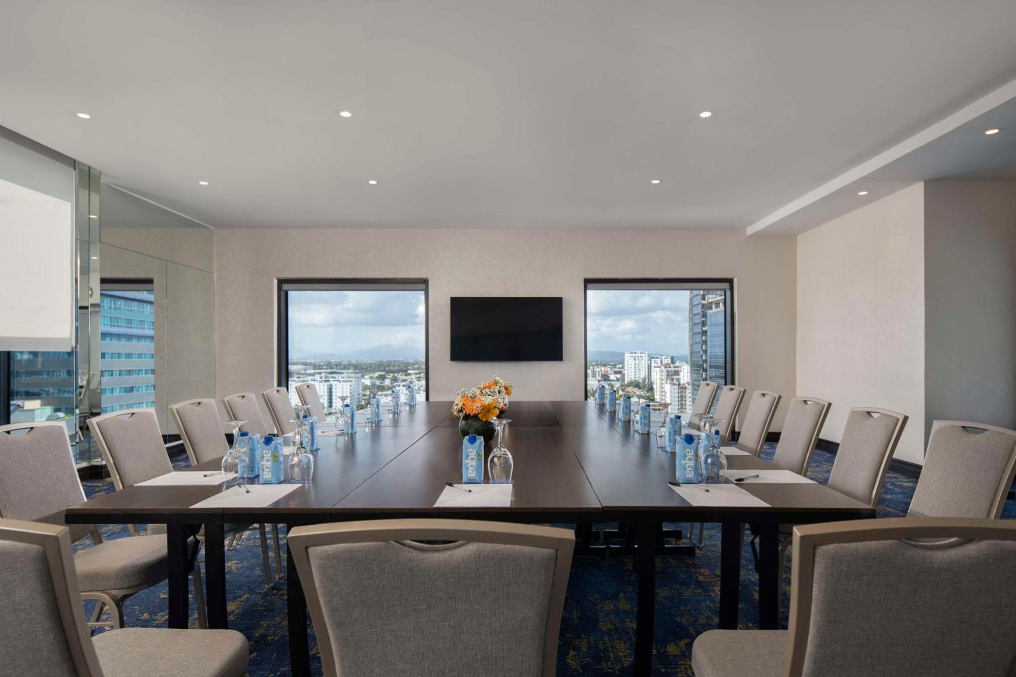 Homewood Suites By Hilton Santo Domingo Exteriér fotografie