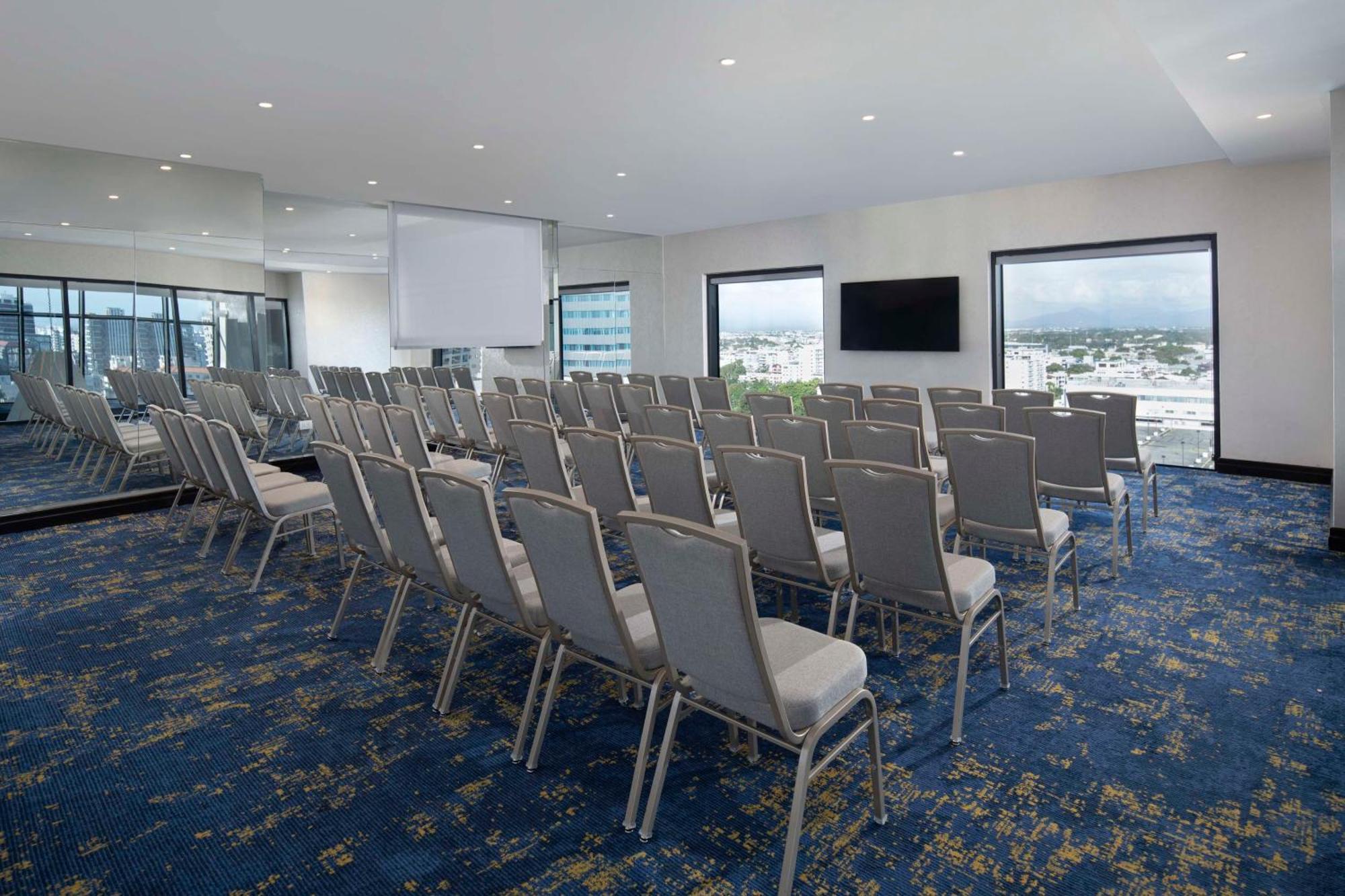 Homewood Suites By Hilton Santo Domingo Exteriér fotografie